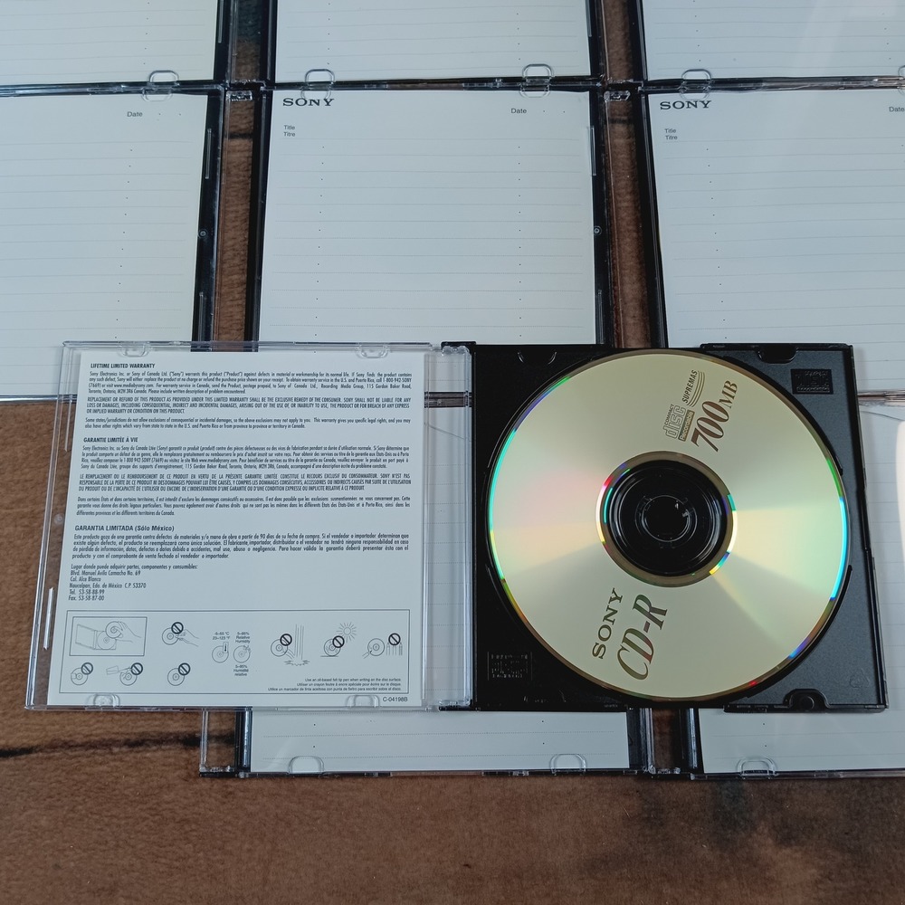 Sony CD-R 700MB 80min 48x Recordable Discs Slim Jewel Case 9 Pack 10CDQ80L3